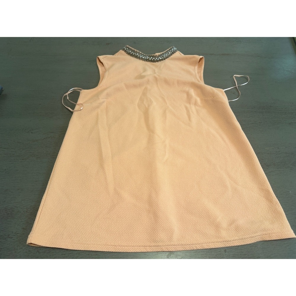 WD NY Peach Sleeveless Blouse Rhinestone Beaded Neckline Textured Top Small